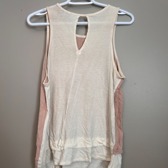 Forever21 Two-tone blouse - Picture 2 of 3